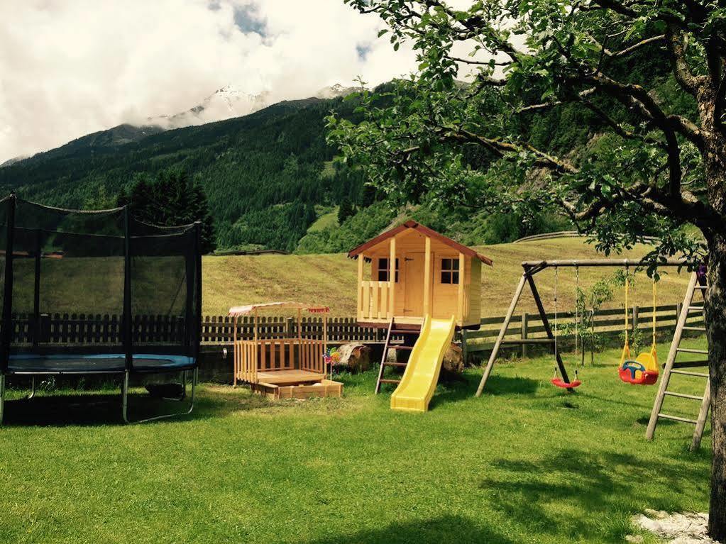 Alpenhaus Monte Hotel Neustift im Stubaital Exterior foto